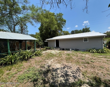 9454 Campus Avenue Avenue - Photo Thumbnail 3