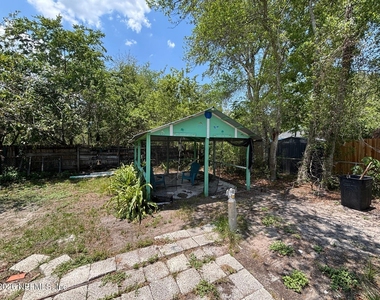 9454 Campus Avenue Avenue - Photo Thumbnail 4