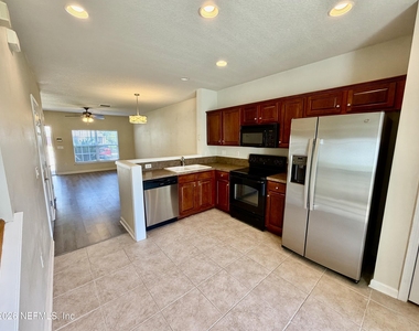 6770 Arching Branch Circle - Photo Thumbnail 2