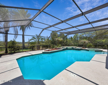 132 Lantern Wick Place - Photo Thumbnail 1
