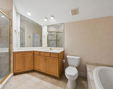 132 Lantern Wick Place - Photo Thumbnail 23