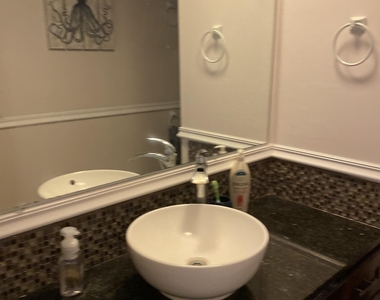 7867 Bahia Vista Court - Photo Thumbnail 6