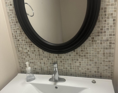 7867 Bahia Vista Court - Photo Thumbnail 3