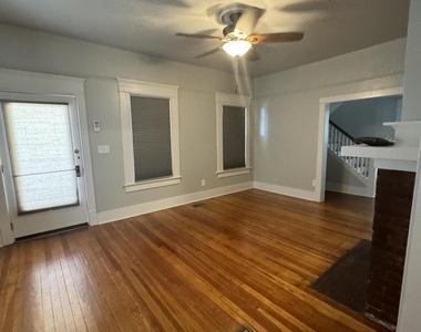 424 E 6th Street - Photo Thumbnail 6