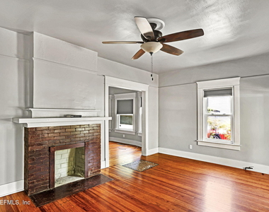 424 E 6th Street - Photo Thumbnail 22