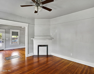 424 E 6th Street - Photo Thumbnail 20