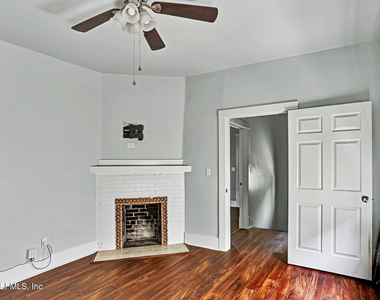 424 E 6th Street - Photo Thumbnail 25