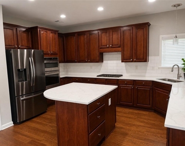 3215 Warbler Way - Photo Thumbnail 9