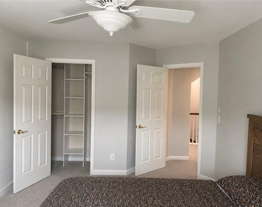 3215 Warbler Way - Photo Thumbnail 20