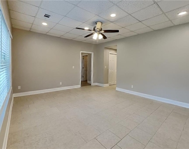 3820 Pheasant Run Trace - Photo Thumbnail 4