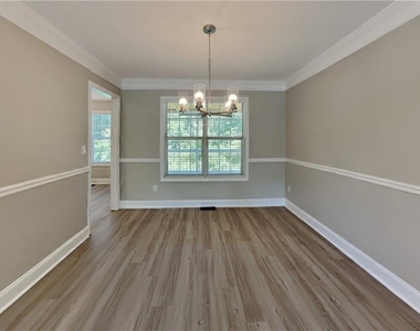3820 Pheasant Run Trace - Photo Thumbnail 6