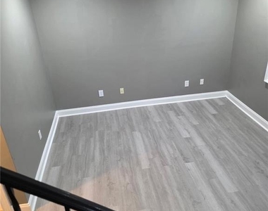 127 Rondak Circle - Photo Thumbnail 10