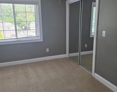 127 Rondak Circle - Photo Thumbnail 13