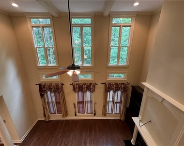 510 Lake Medlock Drive - Photo Thumbnail 31