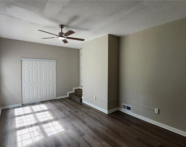 1007 Strawberry Lane - Photo Thumbnail 1