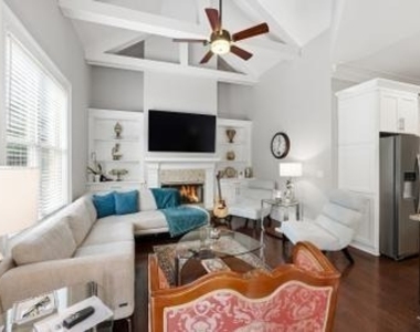 3396 Jamont Boulevard - Photo Thumbnail 7