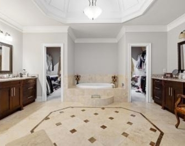 3396 Jamont Boulevard - Photo Thumbnail 12