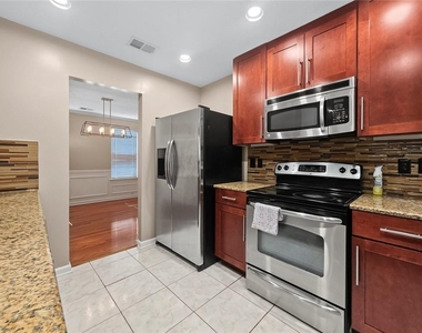 1809 Wellborn Way Sw - Photo Thumbnail 14