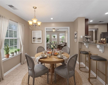 1809 Wellborn Way Sw - Photo Thumbnail 10