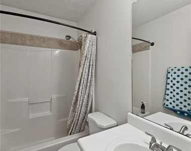 1809 Wellborn Way Sw - Photo Thumbnail 30