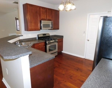3286 Welmingham Drive Sw - Photo Thumbnail 7