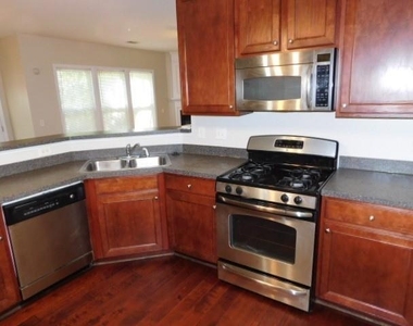 3286 Welmingham Drive Sw - Photo Thumbnail 9