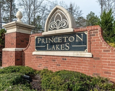 3286 Welmingham Drive Sw - Photo Thumbnail 22