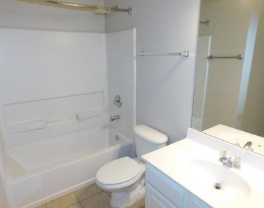 3286 Welmingham Drive Sw - Photo Thumbnail 14