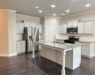 2045 Wheylon Drive - Photo Thumbnail 1