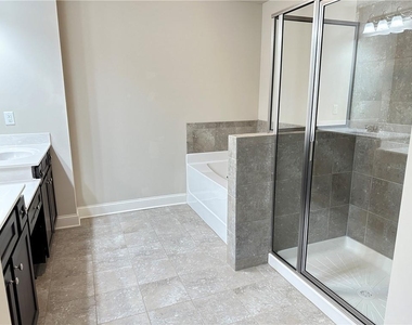2045 Wheylon Drive - Photo Thumbnail 7