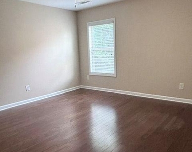 308 Fieldhouse Circle Sw - Photo Thumbnail 37