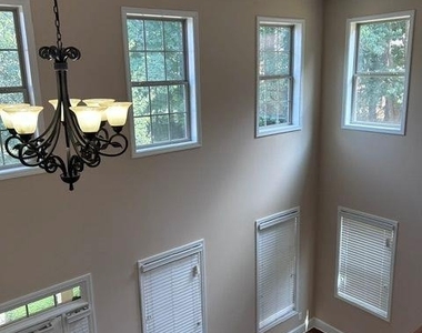 308 Fieldhouse Circle Sw - Photo Thumbnail 4