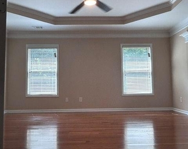 308 Fieldhouse Circle Sw - Photo Thumbnail 26