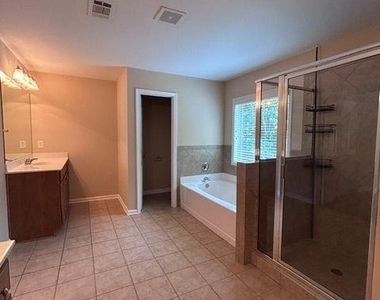 308 Fieldhouse Circle Sw - Photo Thumbnail 34
