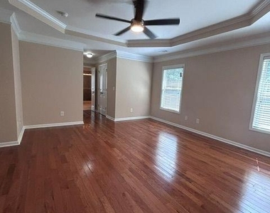308 Fieldhouse Circle Sw - Photo Thumbnail 25