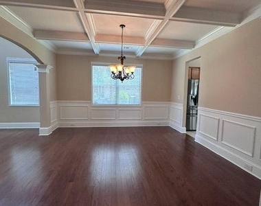 308 Fieldhouse Circle Sw - Photo Thumbnail 9