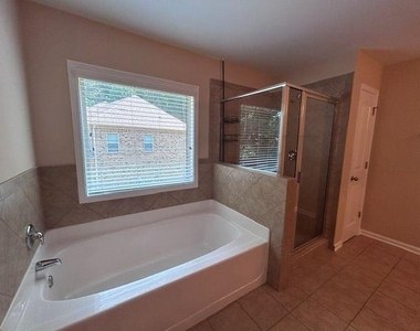 308 Fieldhouse Circle Sw - Photo Thumbnail 33