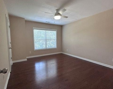 308 Fieldhouse Circle Sw - Photo Thumbnail 23