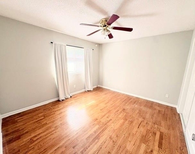 1600 Briarcliff Road Ne - Photo Thumbnail 7