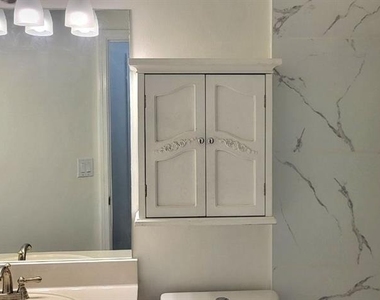 2280 Chelmsford Court - Photo Thumbnail 22
