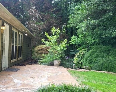 2280 Chelmsford Court - Photo Thumbnail 2