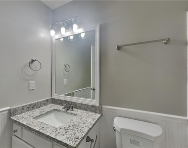 336 Paradise Circle - Photo Thumbnail 11