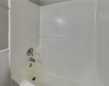 336 Paradise Circle - Photo Thumbnail 12