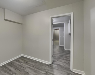 336 Paradise Circle - Photo Thumbnail 14