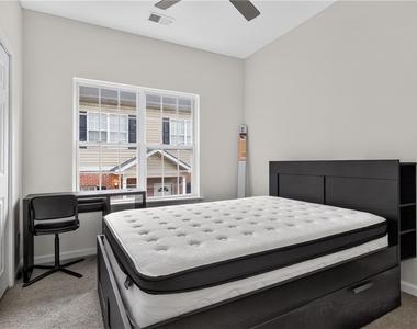 1021 Ada Avenue Nw - Photo Thumbnail 14