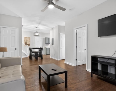 1021 Ada Avenue Nw - Photo Thumbnail 1