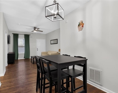 1021 Ada Avenue Nw - Photo Thumbnail 15