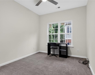 1021 Ada Avenue Nw - Photo Thumbnail 12