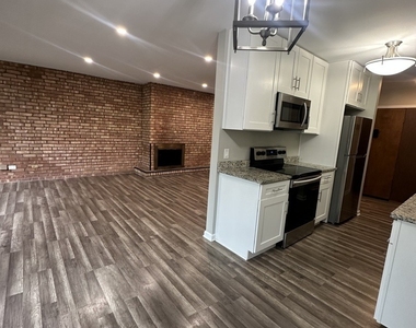 5500 Hillcrest Lane - Photo Thumbnail 2