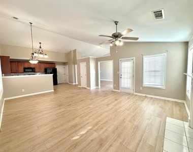 1080 Chandler Ridge Drive - Photo Thumbnail 6